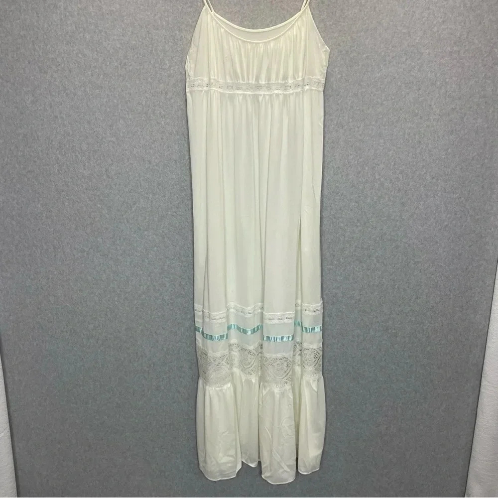 VTG Gossard Atremis Cottagecore Prairie Empire Waist Lace Tiered Slip Dress